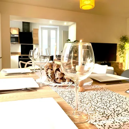 Apartment Ici A 7 Min De Graslin En Bus Nantes