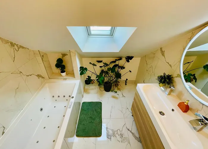 Ici A 7 Min De Graslin En Bus * Nantes