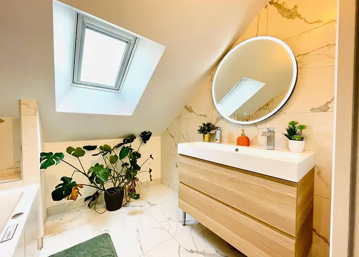 Ici A 7 Min De Graslin En Bus * Nantes