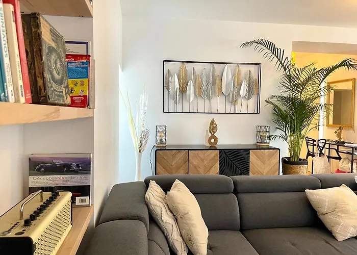 Ici A 7 Min De Graslin En Bus * Nantes